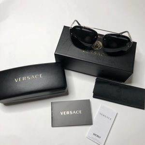 NWOT Versace Unisex Sunglasses